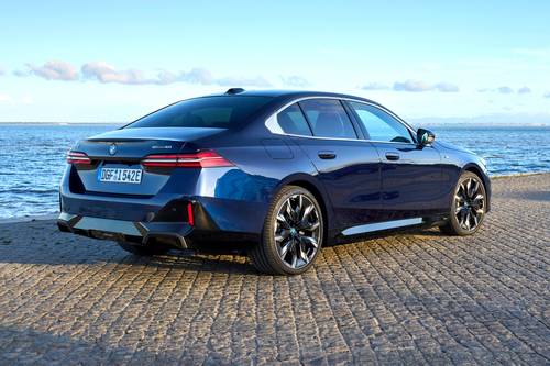 2025 BMW i5 eDrive40 Sedan Exterior