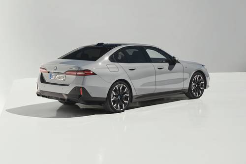 2025 BMW i5 eDrive40 Sedan Exterior