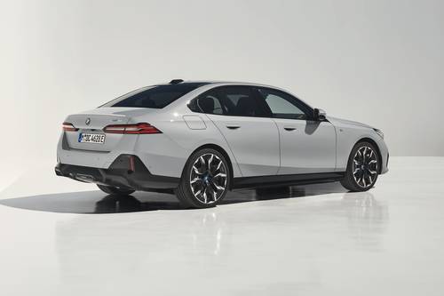 2025 BMW i5 eDrive40 Sedan Exterior