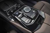 2026 BMW i5 eDrive40 Sedan Shifter 2026 BMW i5 eDrive40 Sedan Shifter