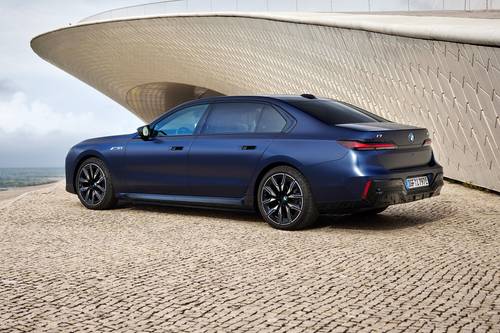 2025 BMW i7 M70 Sedan Exterior