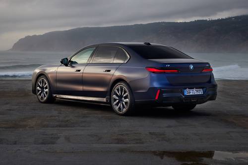 2025 BMW i7 M70 Sedan Exterior