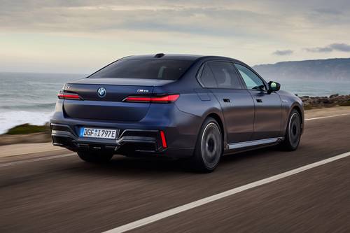 2025 BMW i7 M70 Sedan Exterior