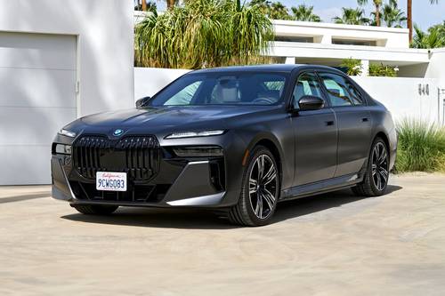 2025 BMW i7 xDrive60 Sedan Exterior Shown