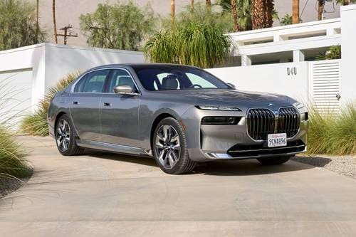 2025 BMW i7 xDrive60 Sedan Exterior Shown