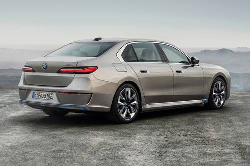 2025 BMW i7 xDrive60 Sedan Exterior