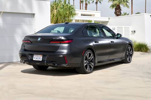 2025 BMW i7 xDrive60 Sedan Exterior