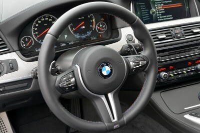Used 2016 Bmw M5 Pictures 76 Photos Edmunds 2016 Bmw M5 Sedan Steering Wheel Detail
