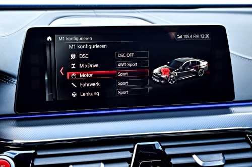 2018 BMW M5 Sedan Center Console