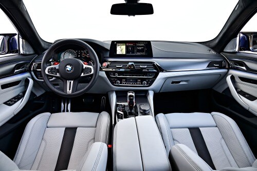2018 BMW M5 Sedan Dashboard