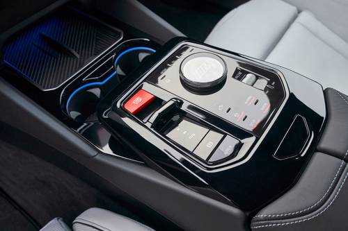 2026 BMW M5 Sedan Shifter