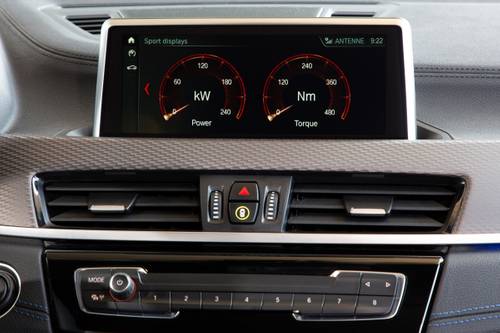 2022 BMW X2 M35i 4dr SUV Center Console