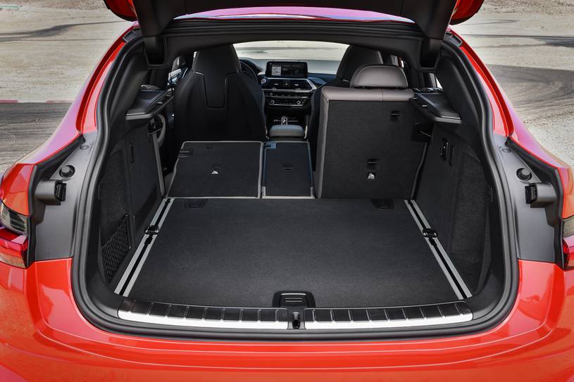 2021-bmw-x4-m-interior-pictures