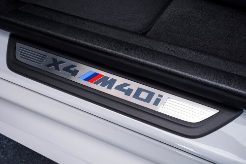 2017 BMW X4 M40i 4dr SUV Interior Detail