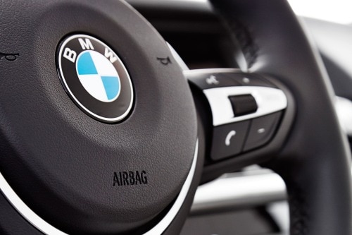 2017 BMW X4 M40i 4dr SUV Steering Wheel Detail
