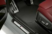 BMW X4 M40i 4dr SUV Interior Detail