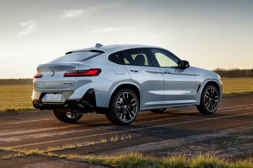 2025 BMW X4 M40i 4dr SUV Exterior