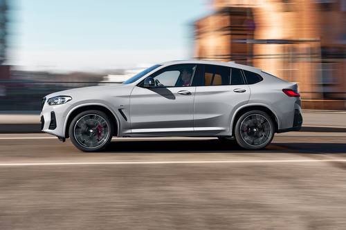 2025 BMW X4 M40i 4dr SUV Profile Shown
