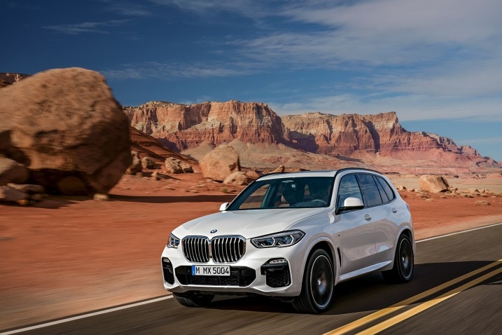 2018 BMW X5 xDrive40e  - Action Front 3/4