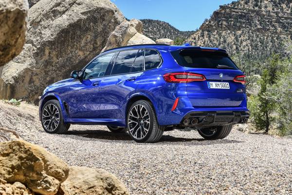 2020 BMW X5 M vs. 2020 Porsche Cayenne