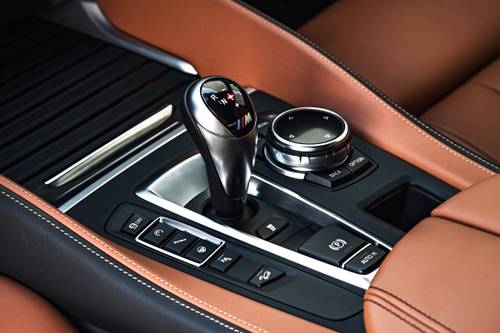 BMW X6 M Base 4dr SUV Shifter Shifter