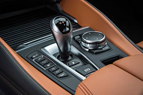 BMW X6 M Base 4dr SUV Shifter Shifter