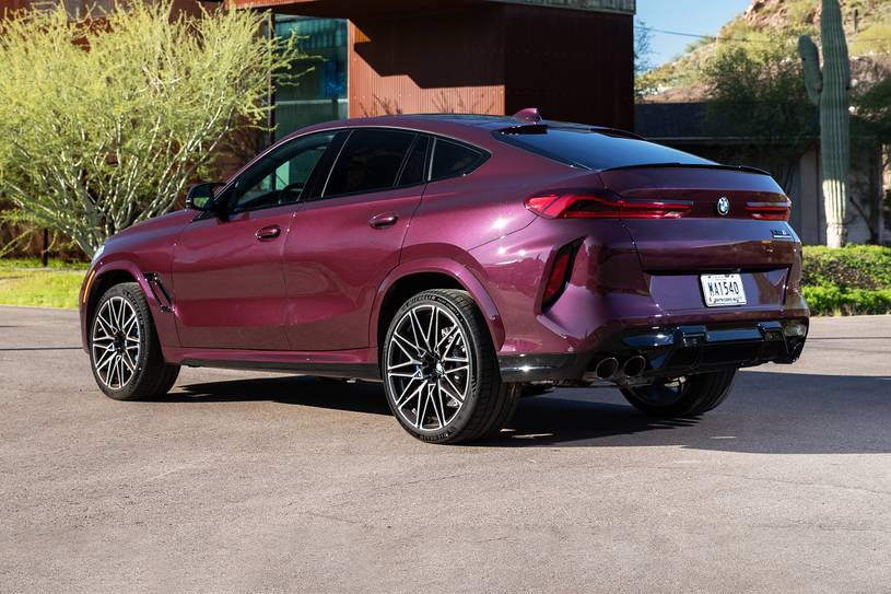 2021 BMW X6 M Pictures - 71 Photos | Edmunds