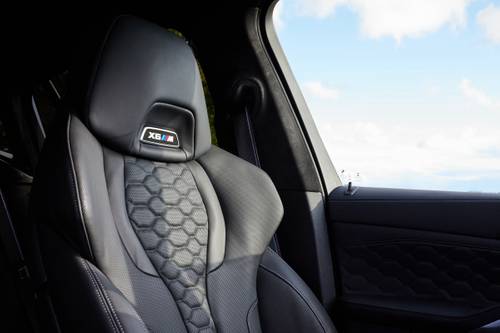 2025 BMW X6 M Competition 4dr SUV Interior Detail