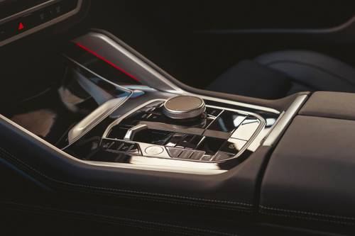 2024 BMW X6 M60i 4dr SUV Shifter
