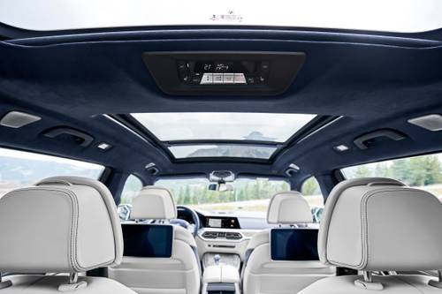 BMW X7 xDrive40i 4dr SUV Interior Detail