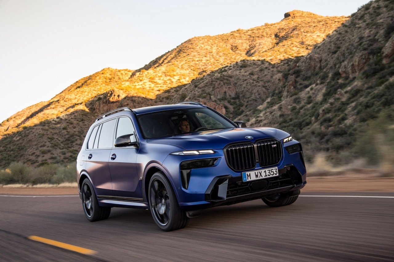 2023 BMW X7