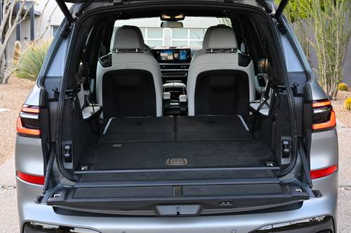 2025 BMW X7 M60i 4dr SUV Rear Seats Down