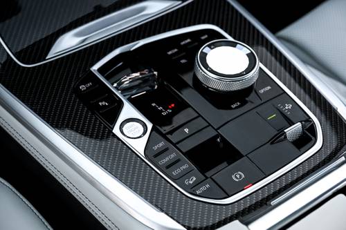 2025 BMW X7 M60i 4dr SUV Shifter