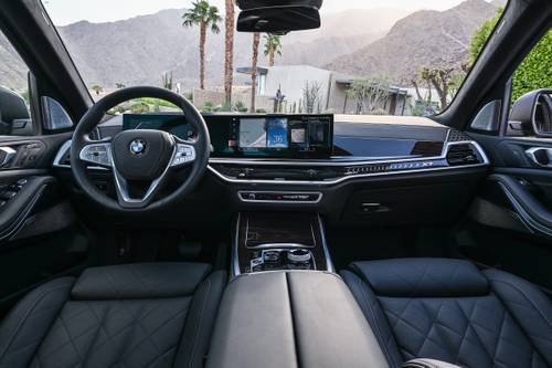 2025 BMW X7 xDrive40i 4dr SUV Dashboard