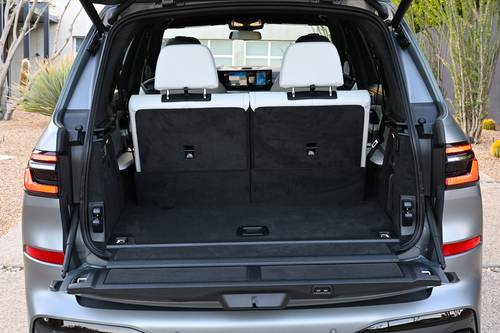 2026 BMW X7 M60i 4dr SUV Cargo Area