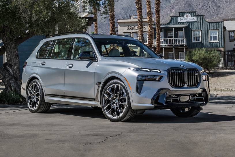 2026 BMW X7 M60i 4dr SUV Exterior