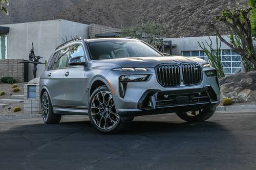 2026 BMW X7 M60i 4dr SUV Exterior
