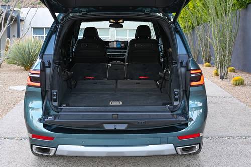2026 BMW X7 xDrive40i 4dr SUV Rear Seats Down