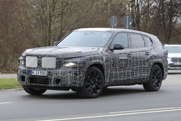 BMW X8 Chops the Roof and Swaps Out Rear Seats