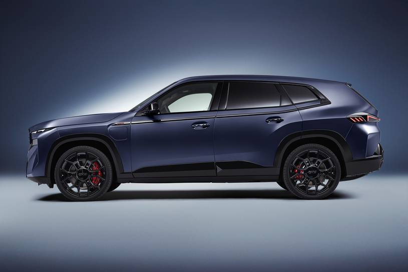 2026 BMW XM Label 4dr SUV Profile