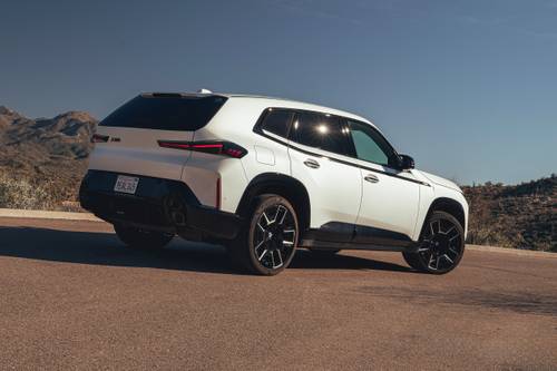 2024 BMW XM 4dr SUV Exterior