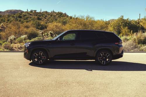 2024 BMW XM 4dr SUV Profile