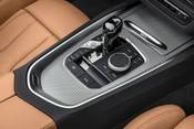 BMW Z4 sDrive M40i Convertible Shifter