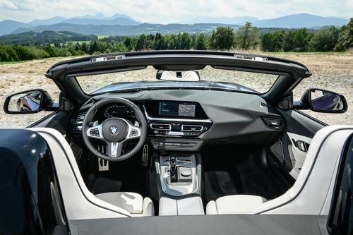 2026 BMW Z4 M40i Convertible Dashboard
