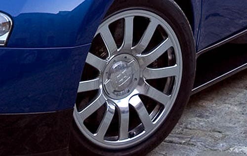 2006 Bugatti Veyron 16.4 Wheel Detail