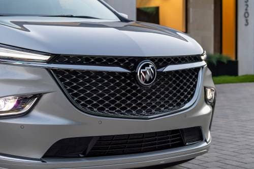 Buick Enclave Avenir 4dr SUV Front Badge