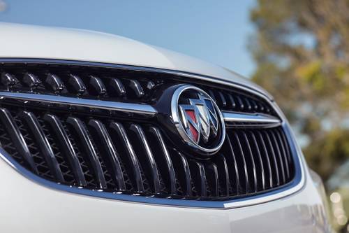 2021 Buick Encore Preferred 4dr SUV Front Badge