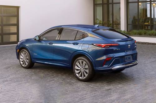2026 Buick Envista Avenir 4dr SUV Exterior Shown