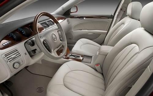 2010 Buick Lucerne CXL Interior