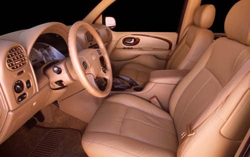 2004 Buick Ranier Interior